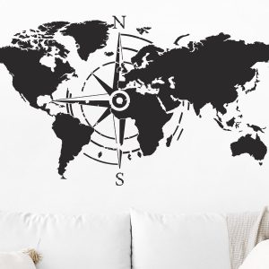 برچسب دیواری نقشه جهان دکوری قطب نما نصب شدر روی دیوار اتاق خواب و پذیرایی
