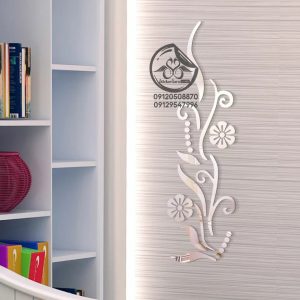 آینه دکوری به رنگ سیلور در کتابخانه