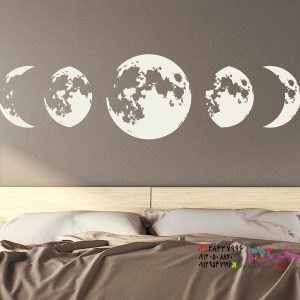 عکس برچسب دیواری مراحل ماه برای اتاق خواب بالای تاج تخت خواب