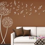 عکس برچسب دیواری نت‌های در حال پرواز