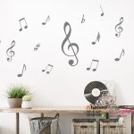 عکس مجموعه موسیقی برچسب دیواری به همراه نت‌ها