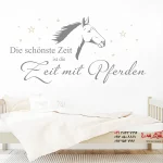 استیکر دیواری زمان با اسب ها