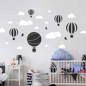 برچسب دیواری بالن‌های هوای گرم با ابرها