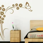 عکس برچسب دیواری درختچه گلدار با طرح پروانه
