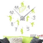 برچسب دیواری ساعت اسکیت باز