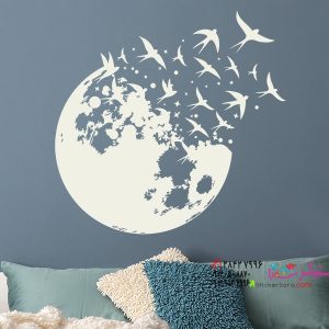 عکس برچسب دیواری ماه با پرندگان