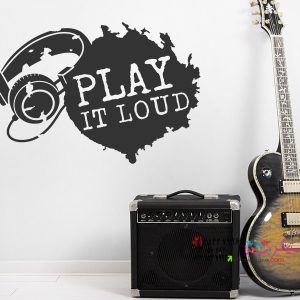 عکس برچسب دیواری، با صدای بلند پخشش کن