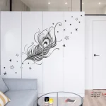 برچسب دیواری پر طاووس روی کابینت