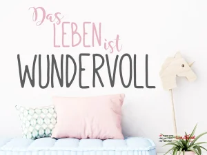 برچسب دیواری برای اتاق خواب دخترانه با نقل قول "زندگی فوق العاده است"