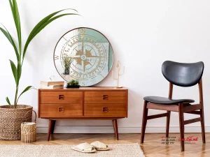 قطبنما روی آینه گرد